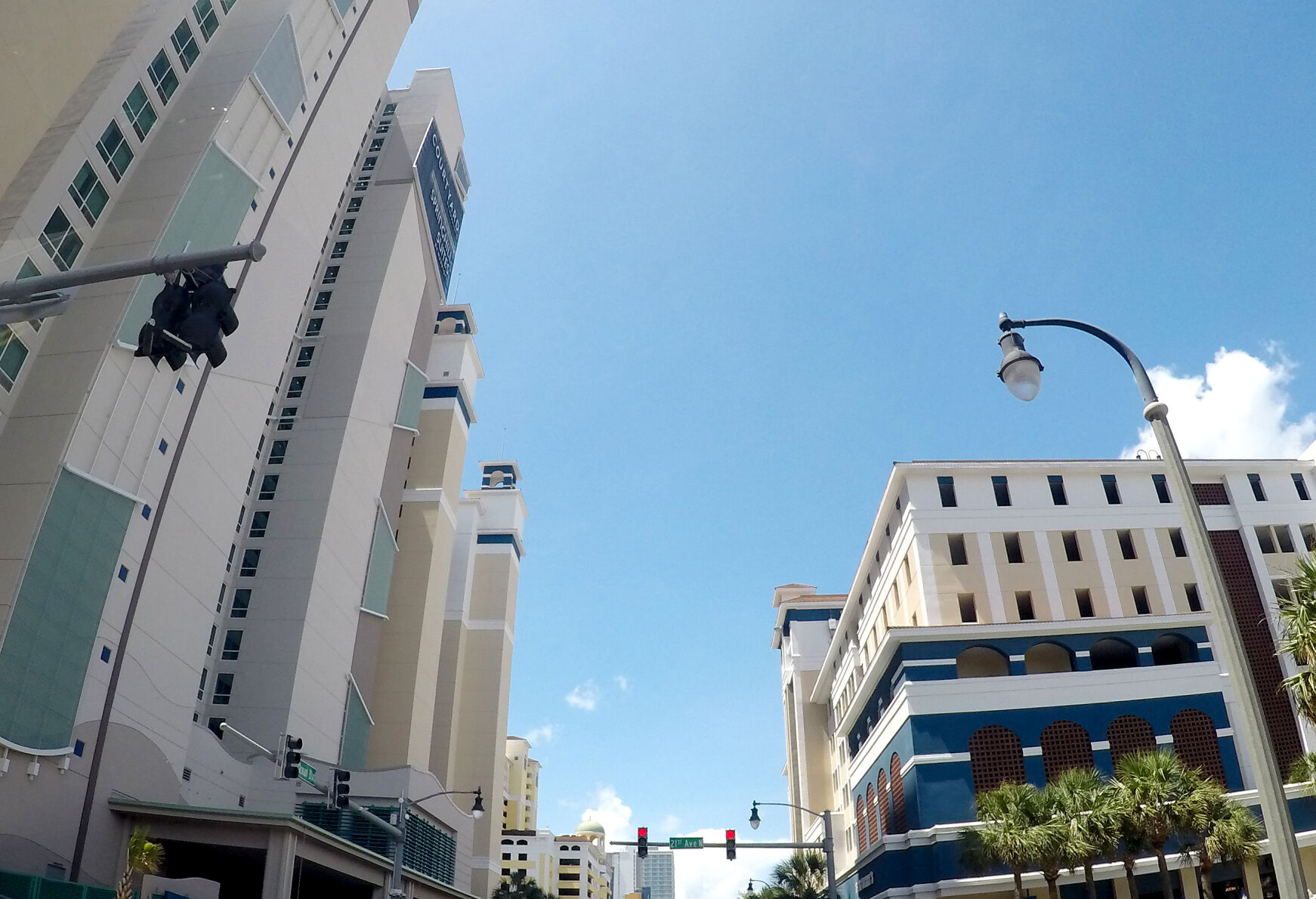 726 MB MID ocean boulevard_JM05.JPG